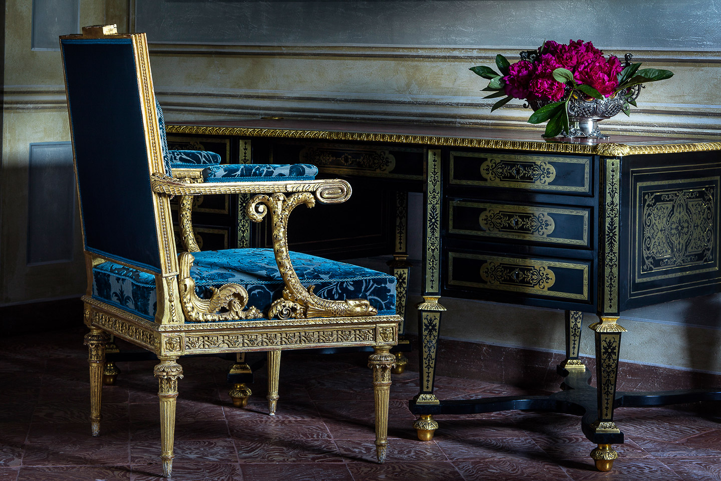 Villa Balbiano elegant lake Como property offering accommodation sumptuous interior design luxury master suite Louis XIV period desk blue chair from Habsburg royal family collection 20000VB int