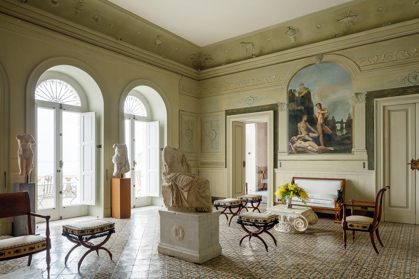 Villa Astor Sorrento luxury home accommodation reception area salon Farfalle fresco neoclassical style The Heritage Collection exclusive rent rental weddings events