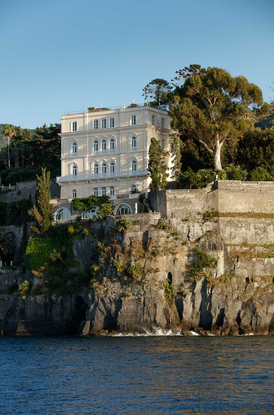 Villa Astor best luxurious private residence Amalfi coast italy important historic propery available for rental exclusive events weddings luxury accommodation and travel