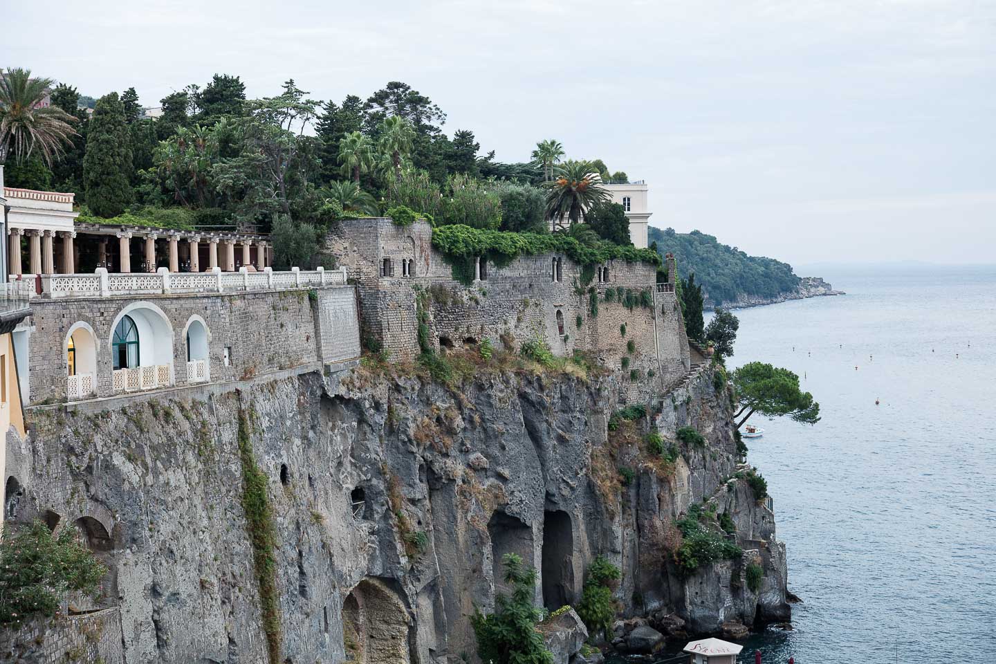 Villa Astor luxury home accommodation rental mediterrean landscape sea Naples bay Sorrento cliff private dock boat access 31 1