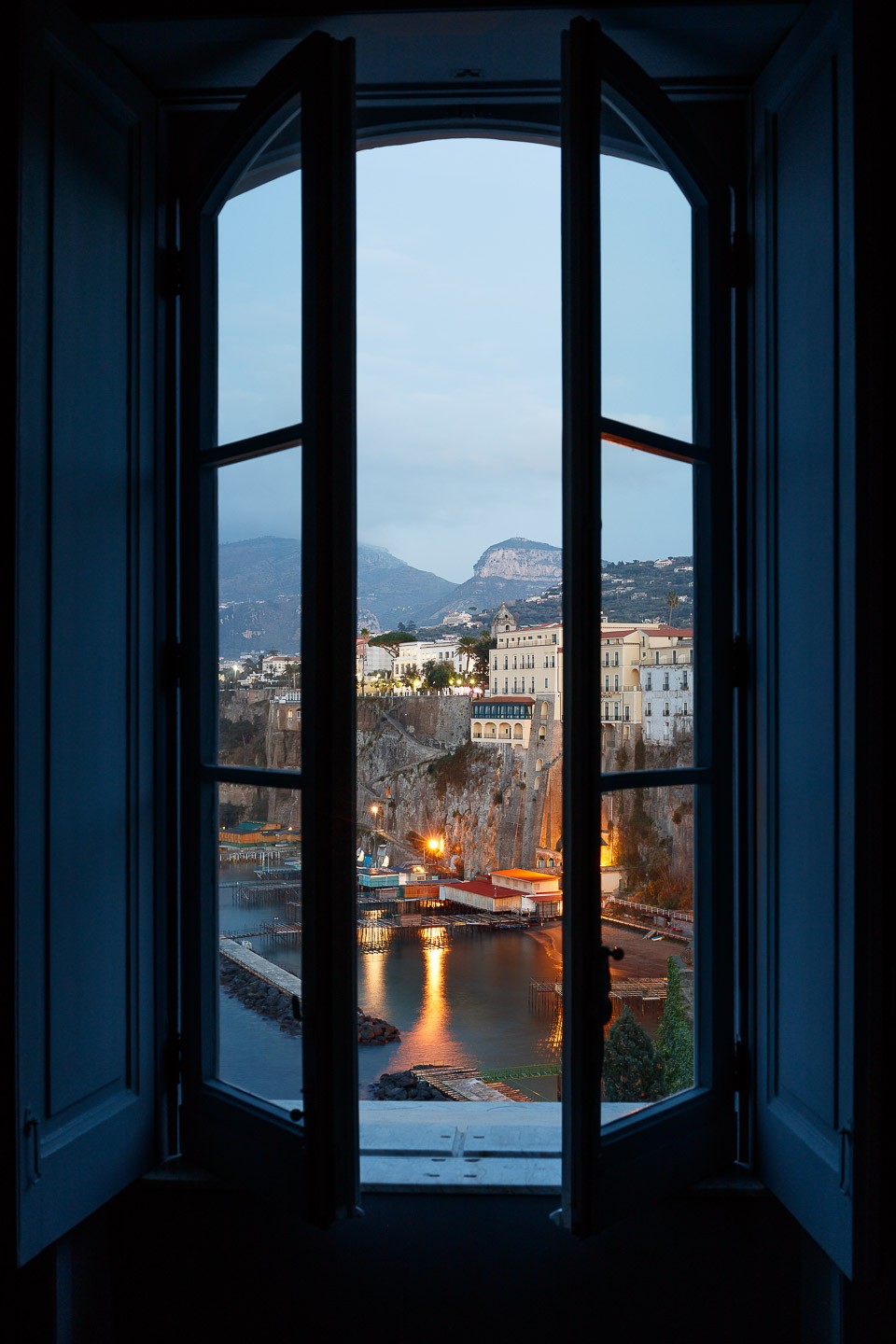 Villa Astor luxury property available for exclusive rent rental destination weddings event Italy Blue Suite best interiors services accommodationview Bay of Naples bathroom window