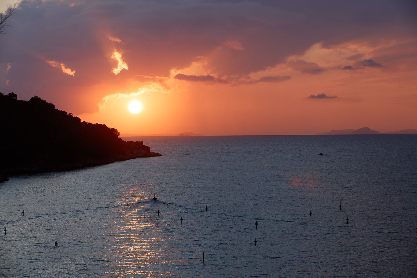 Villa Astor private house accommodation guest Sorrento Amalfi Coast Naples bay idyllic spot sunset sea view 16 1