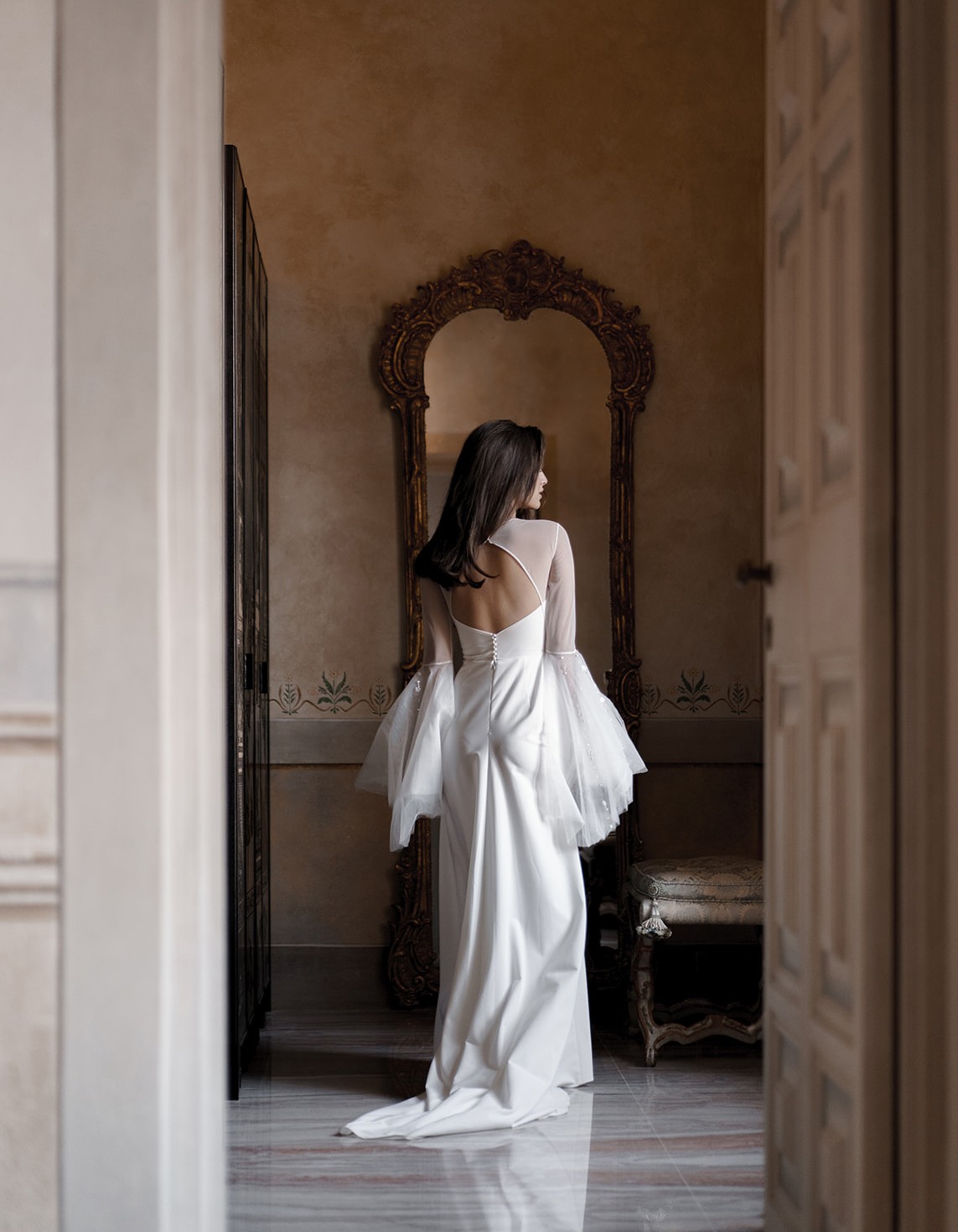 Villa Balbiano Lake Como luxury property private exclusive rentals destination weddings events fashion shoots master suite bathroom portrait