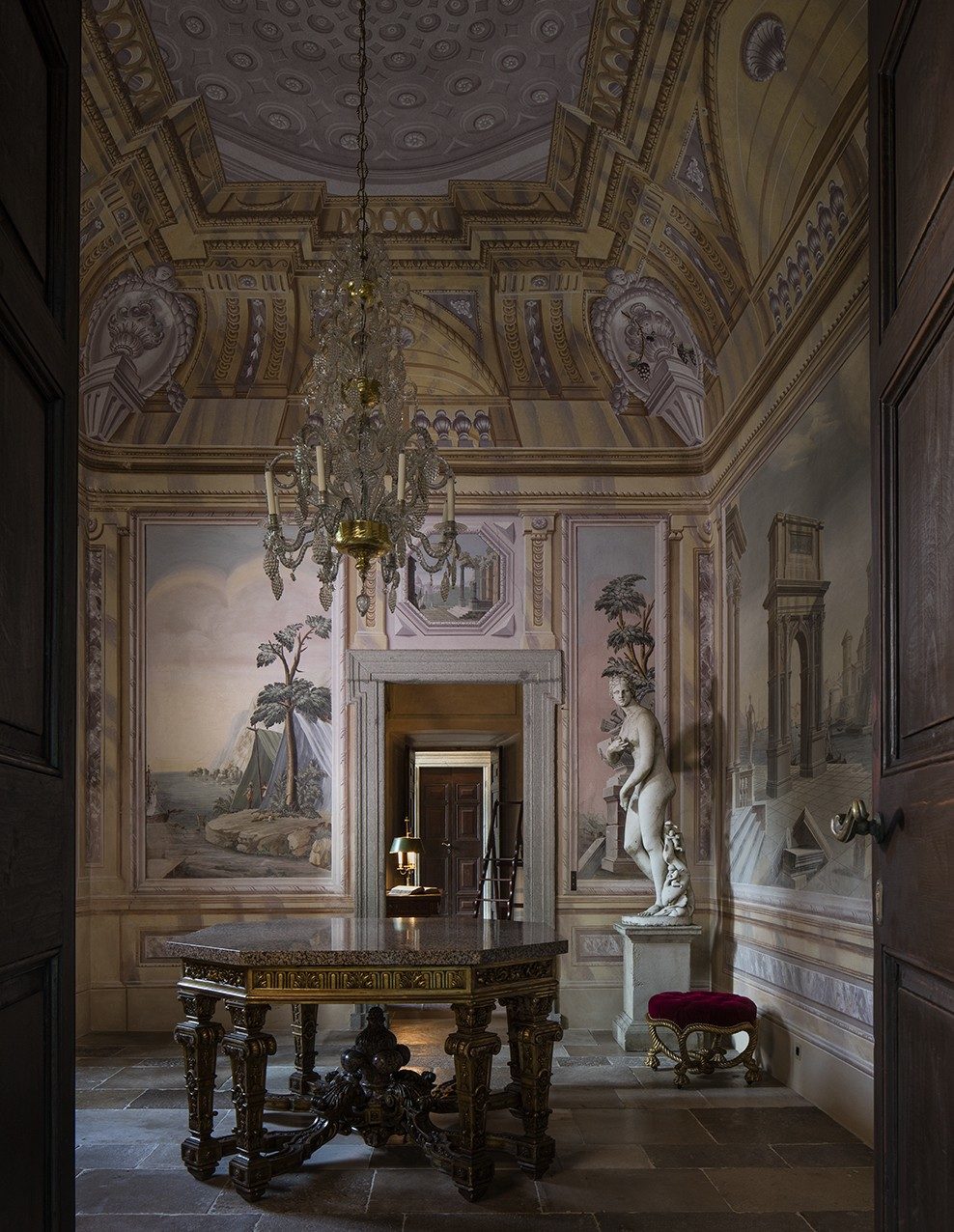 Villa Balbiano luxury private residence property Lake Como 17 century classic lavish best interiors antique collection Suites bedrooms accommodatiom living room marble statue e1573831729239