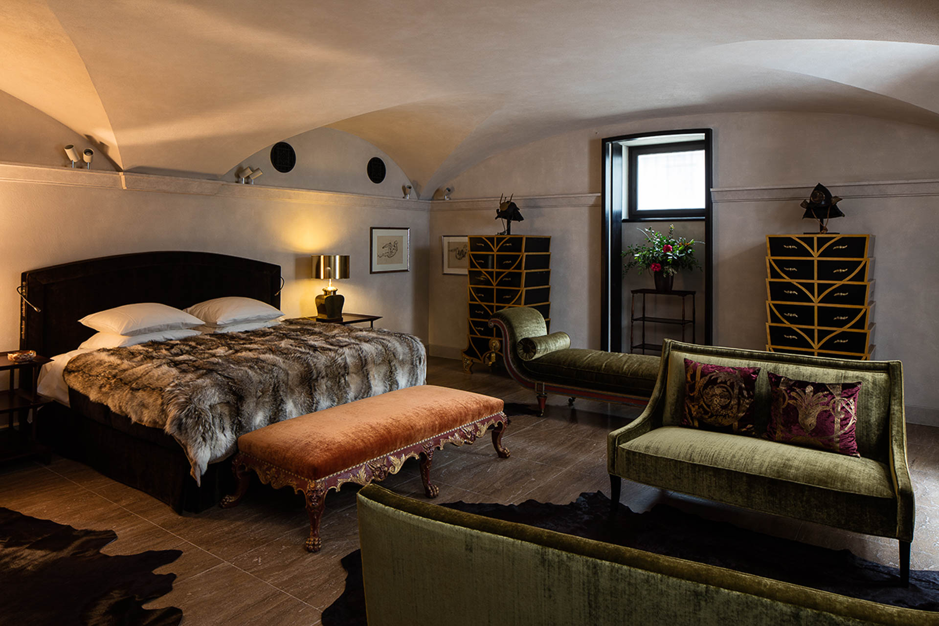 Villa Clara Rome best accommodation luxury service bedroom night stay suite best linen