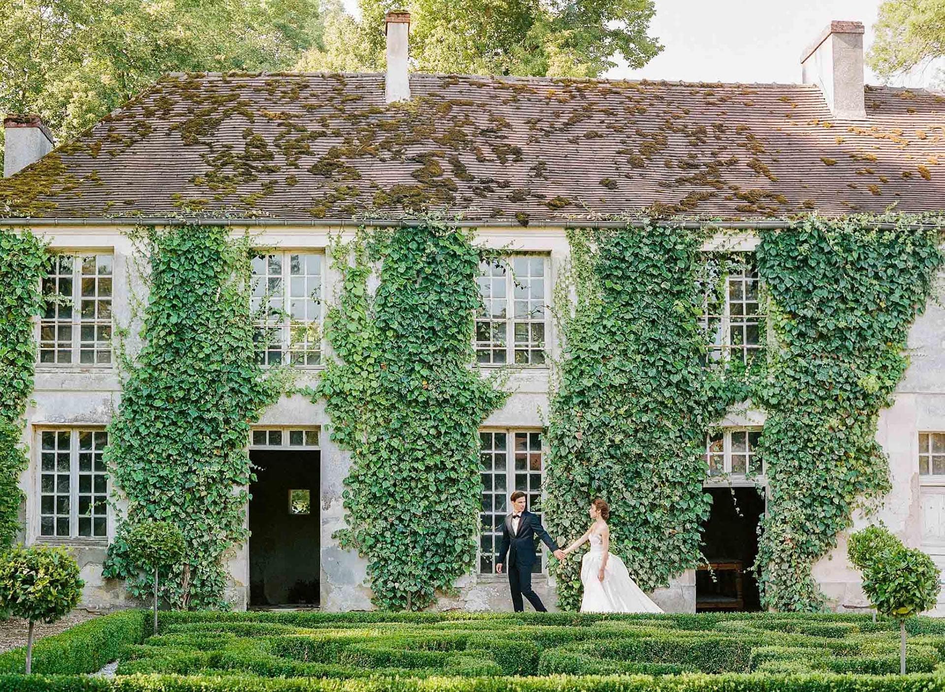 chateau de villette intimate destination wedding paris